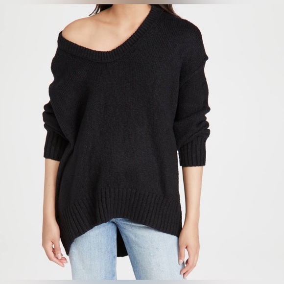 NWT. Free People Brookside Tunic Sweater in Black. Size Small - Picture 3 of 12